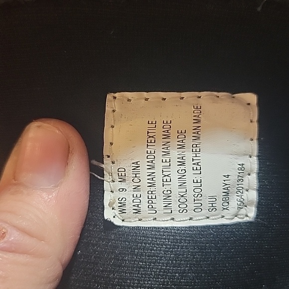 Union Bay woman's size 9 buckle boots with gunmetal accents - Picture 4 of 9